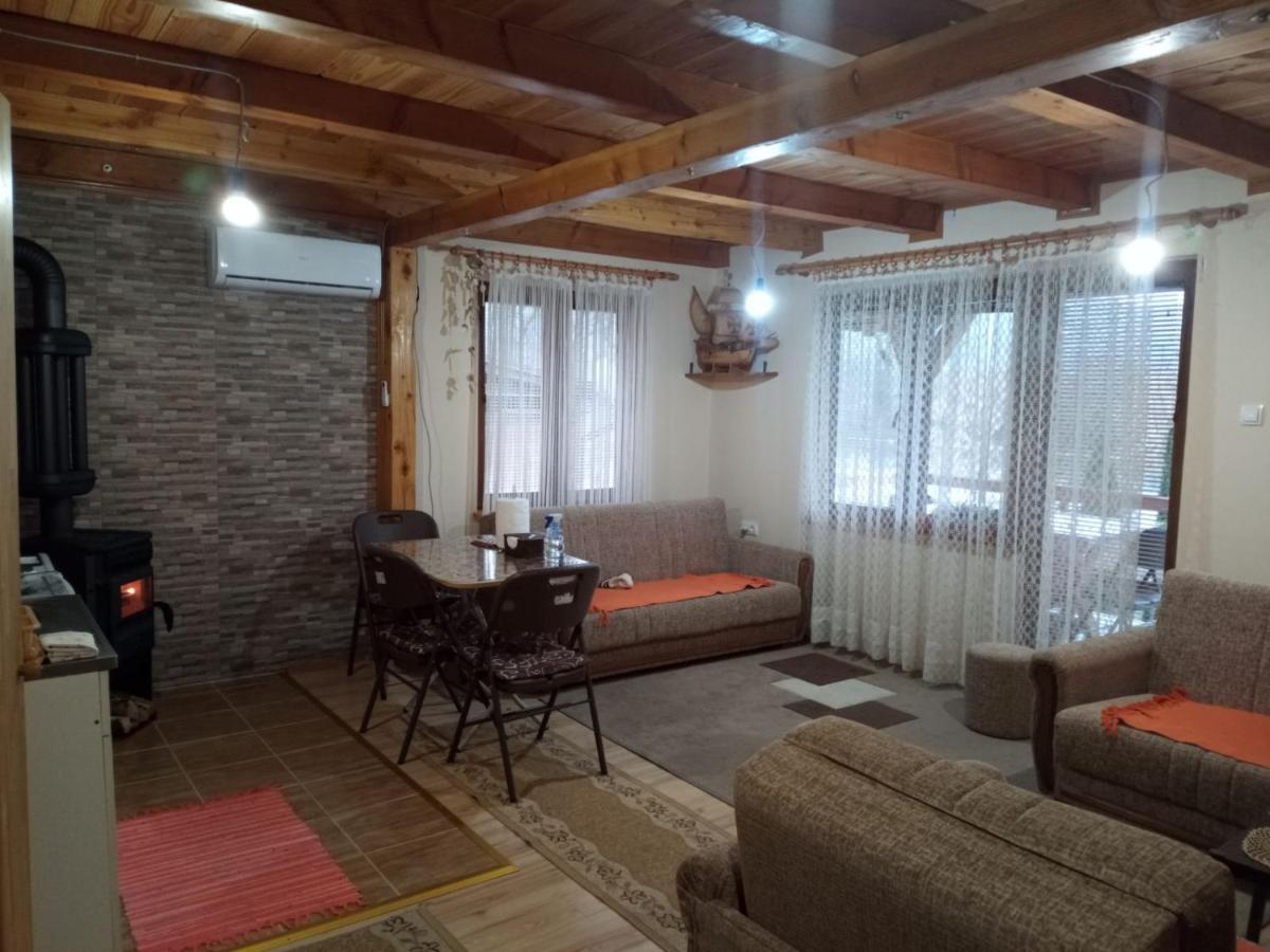Apartman "Kapetana Luka" Ljubovija 外观 照片