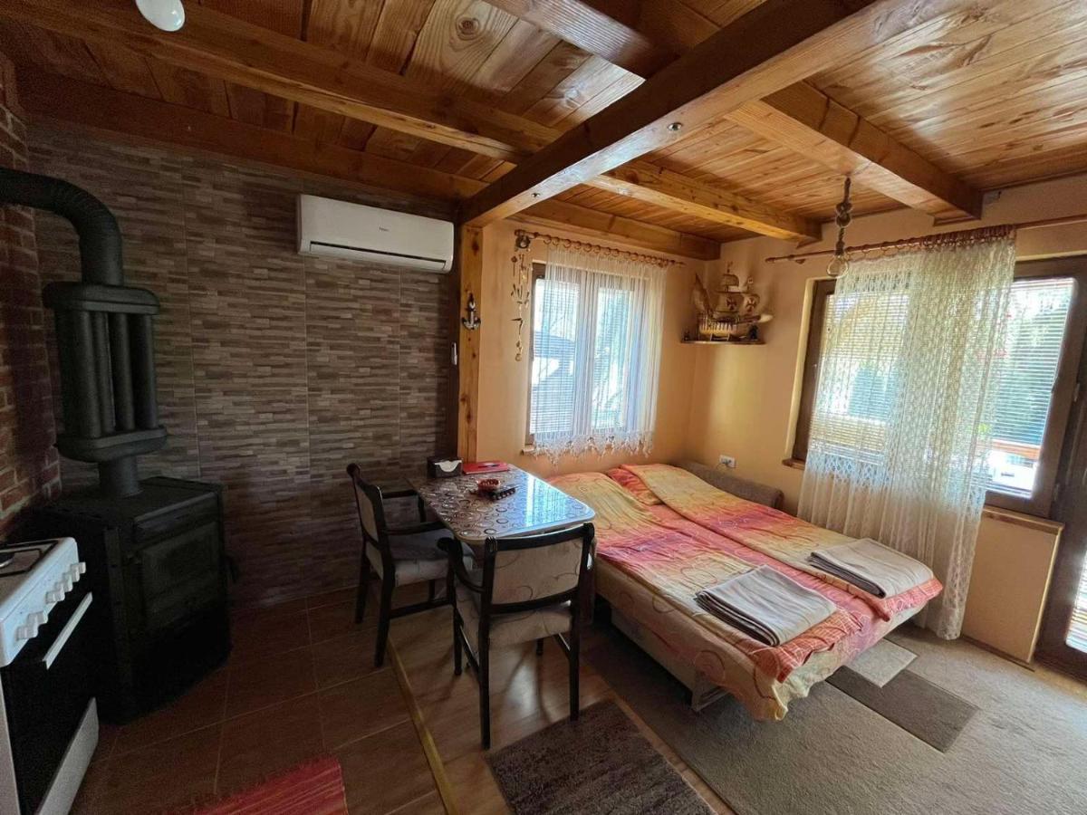 Apartman "Kapetana Luka" Ljubovija 外观 照片
